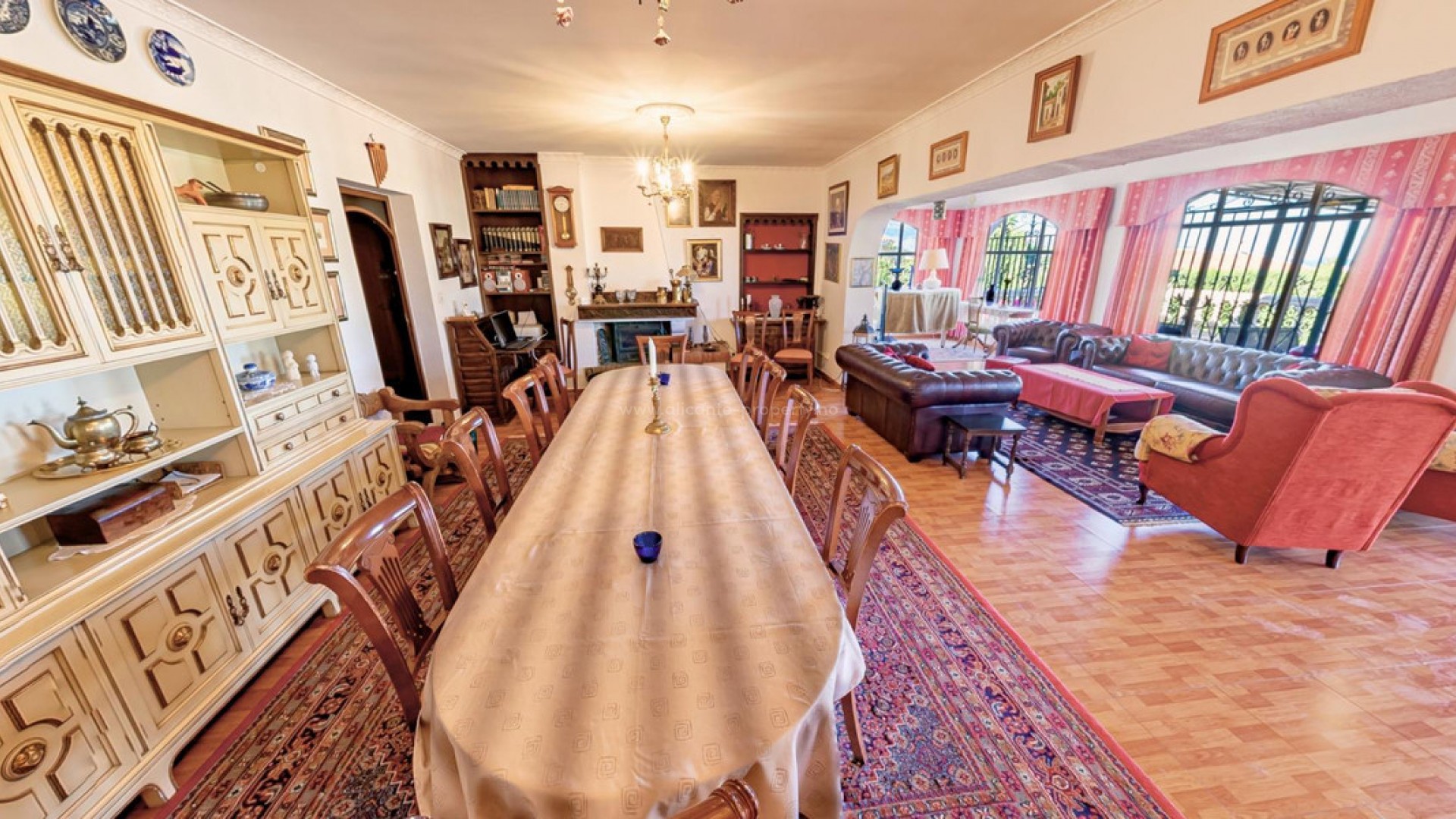 Villa en La Nucia Centro