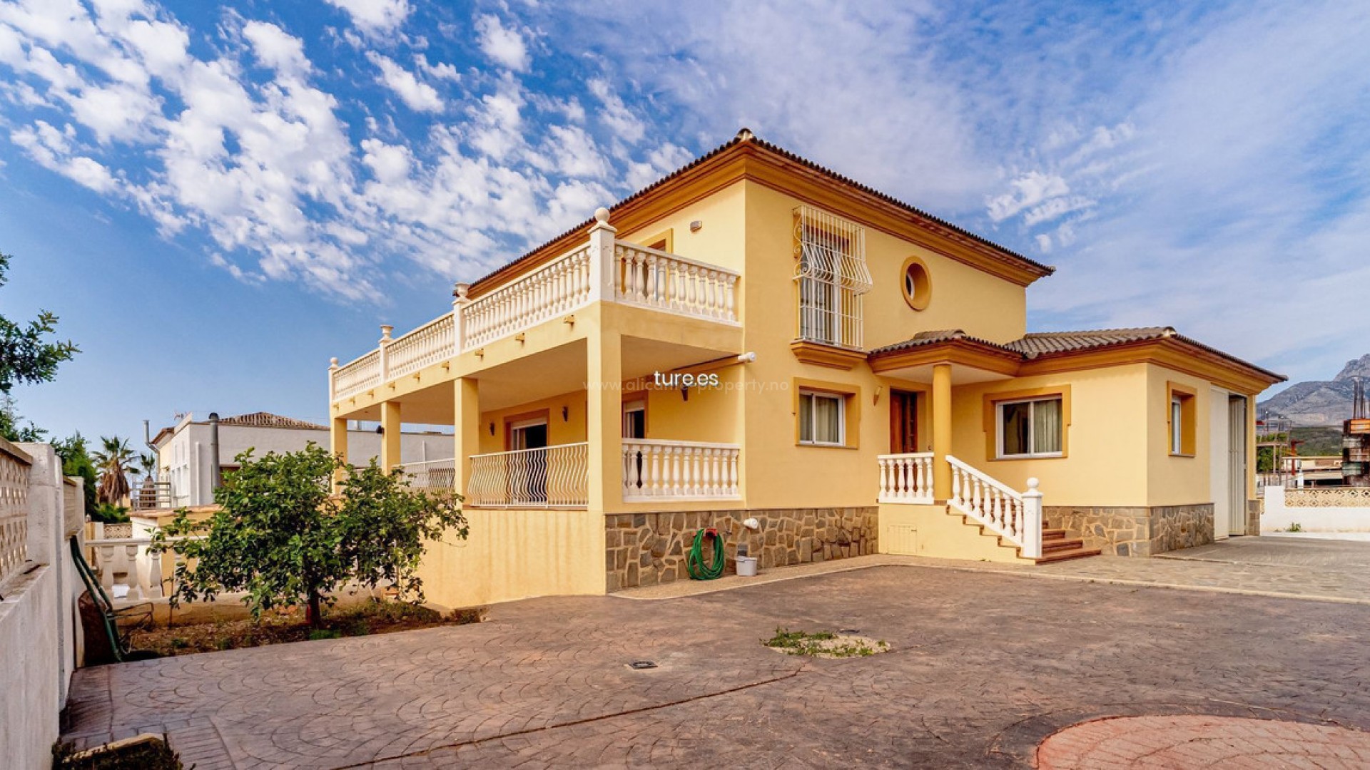 Villa en La Nucia Centro