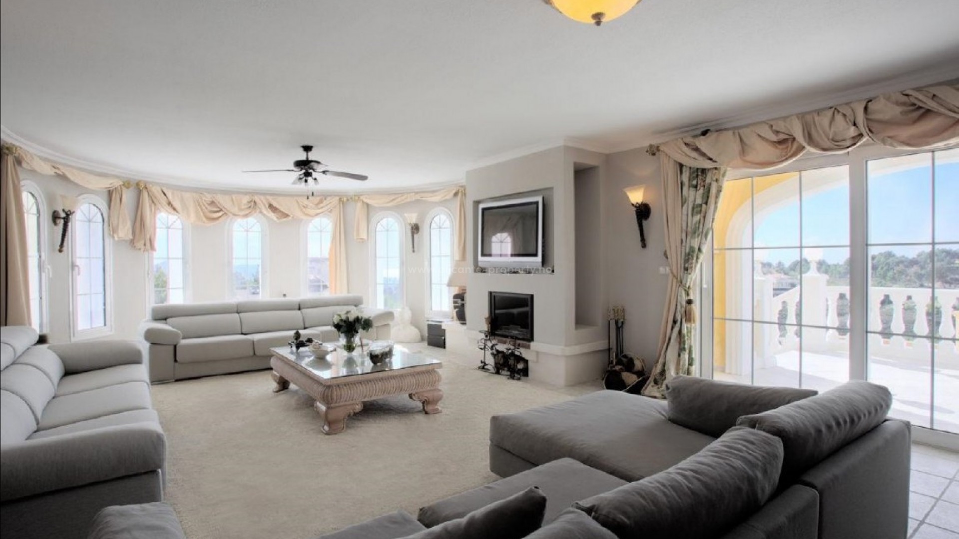 Villa en La Nucia Centro