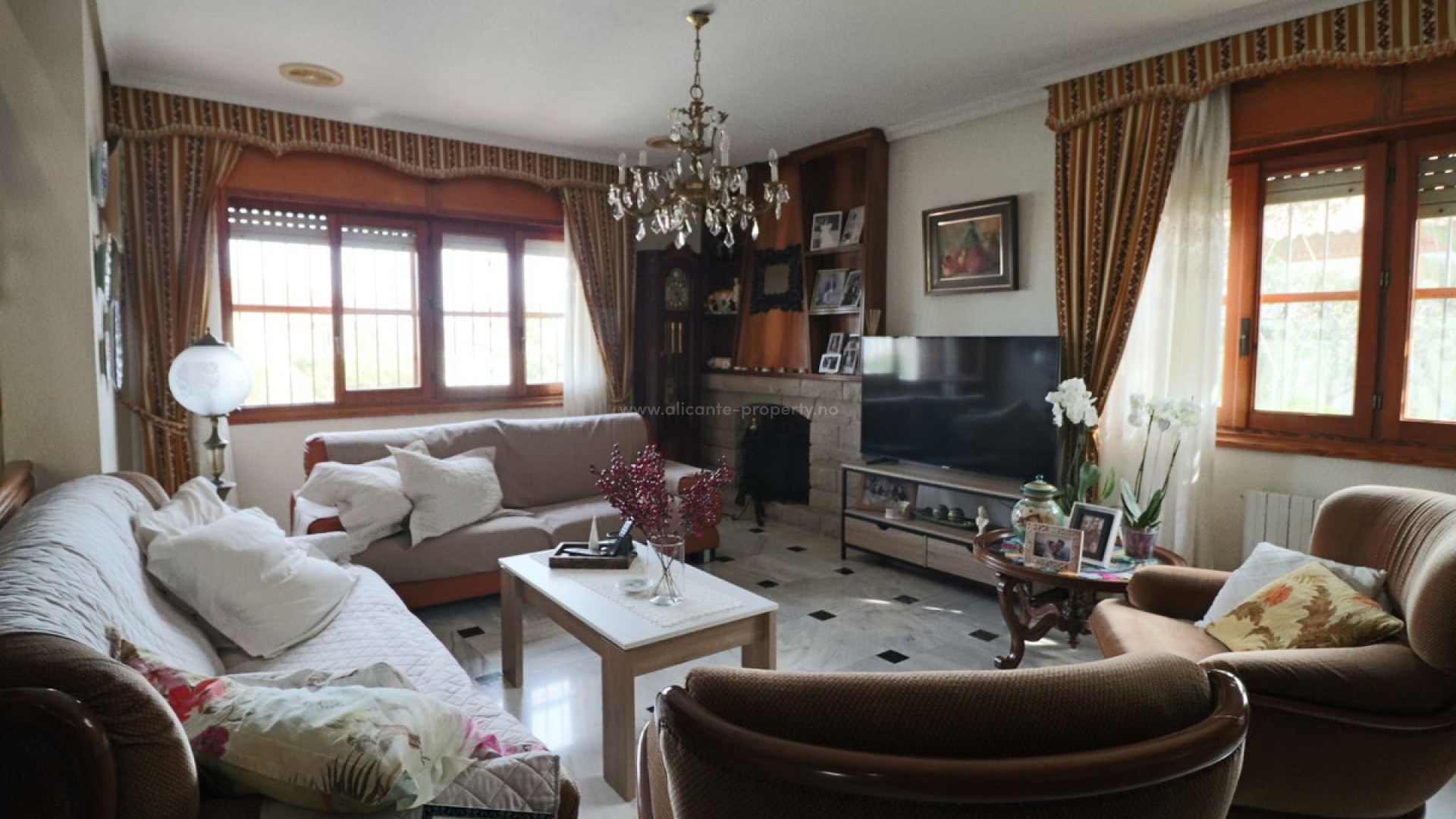 Villa en La Nucía