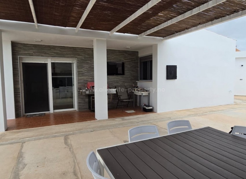 Villa en La Nucía