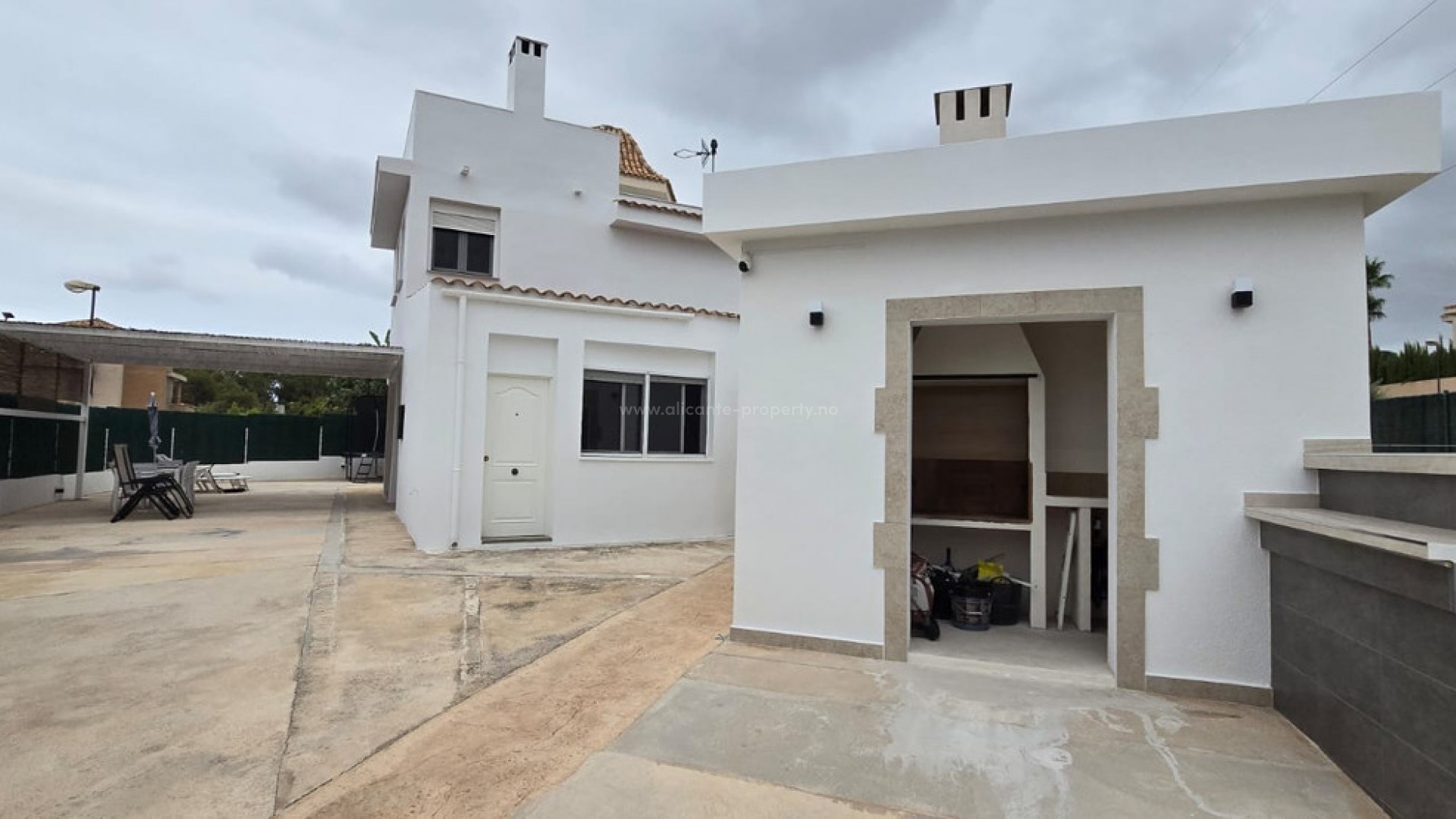 Villa en La Nucía