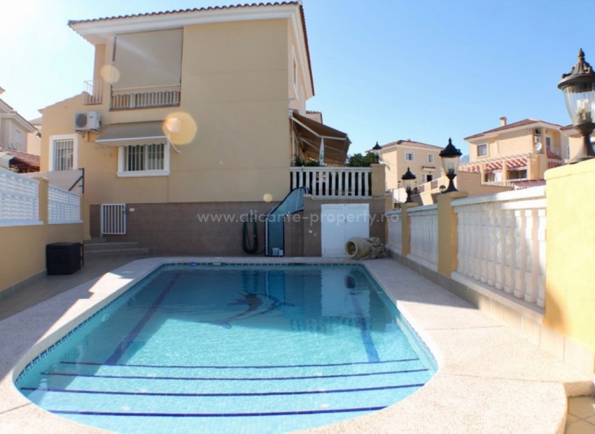 Villa en La Nucía