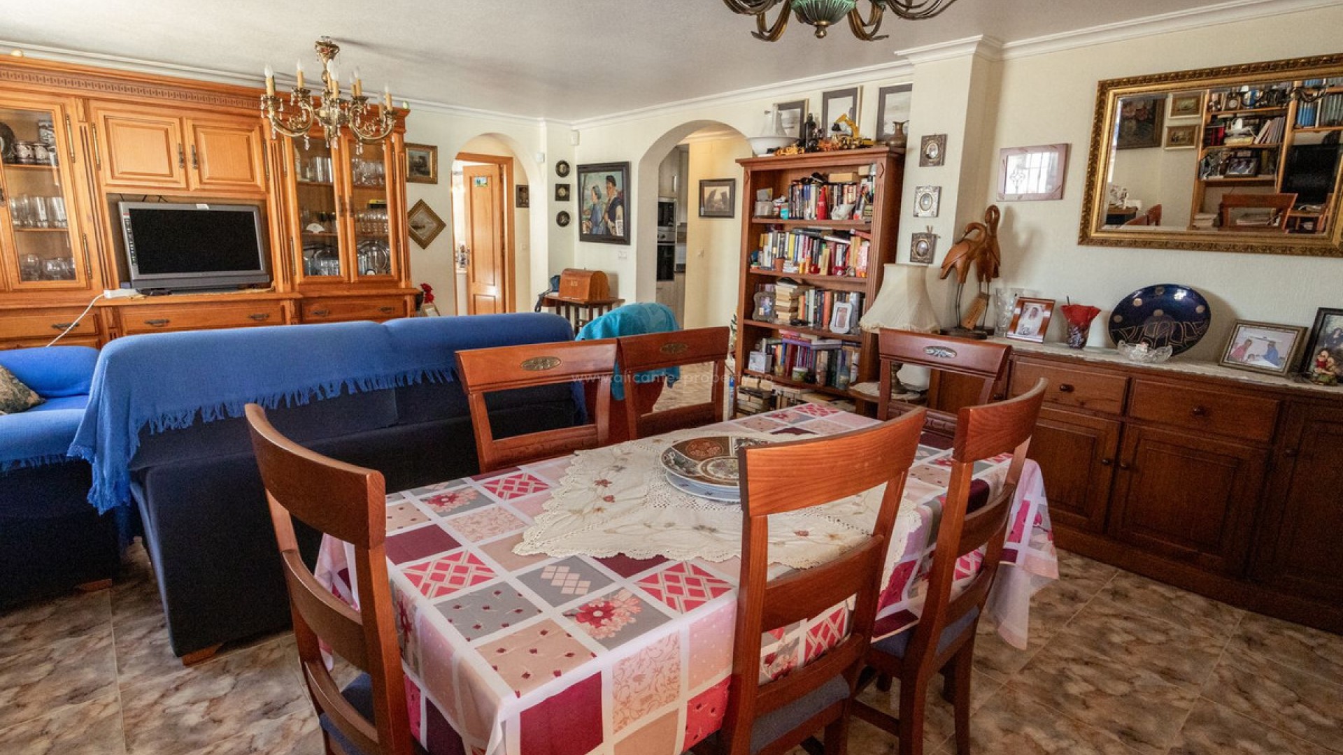 Villa en La Regia
