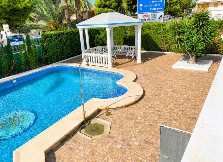 Villa en La Zenia