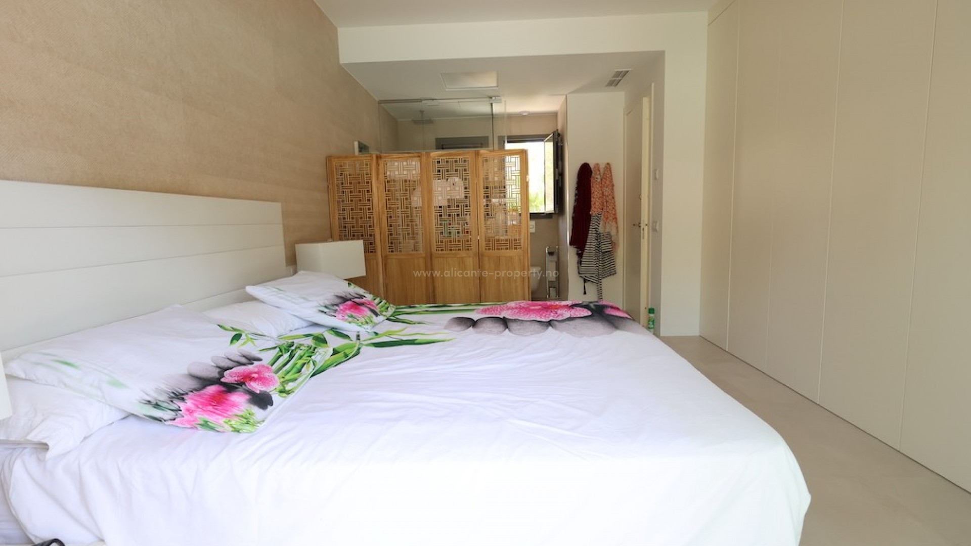 Villa en Las Colinas Golf Resort