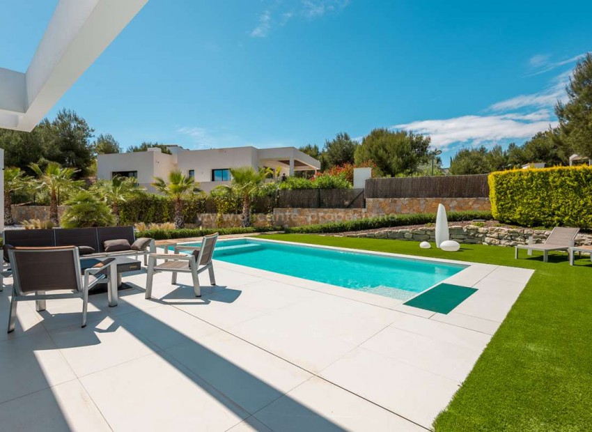 Villa en Las Colinas Golf Resort