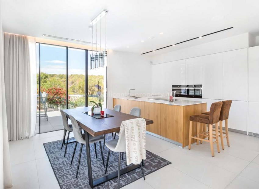 Villa en Las Colinas Golf Resort