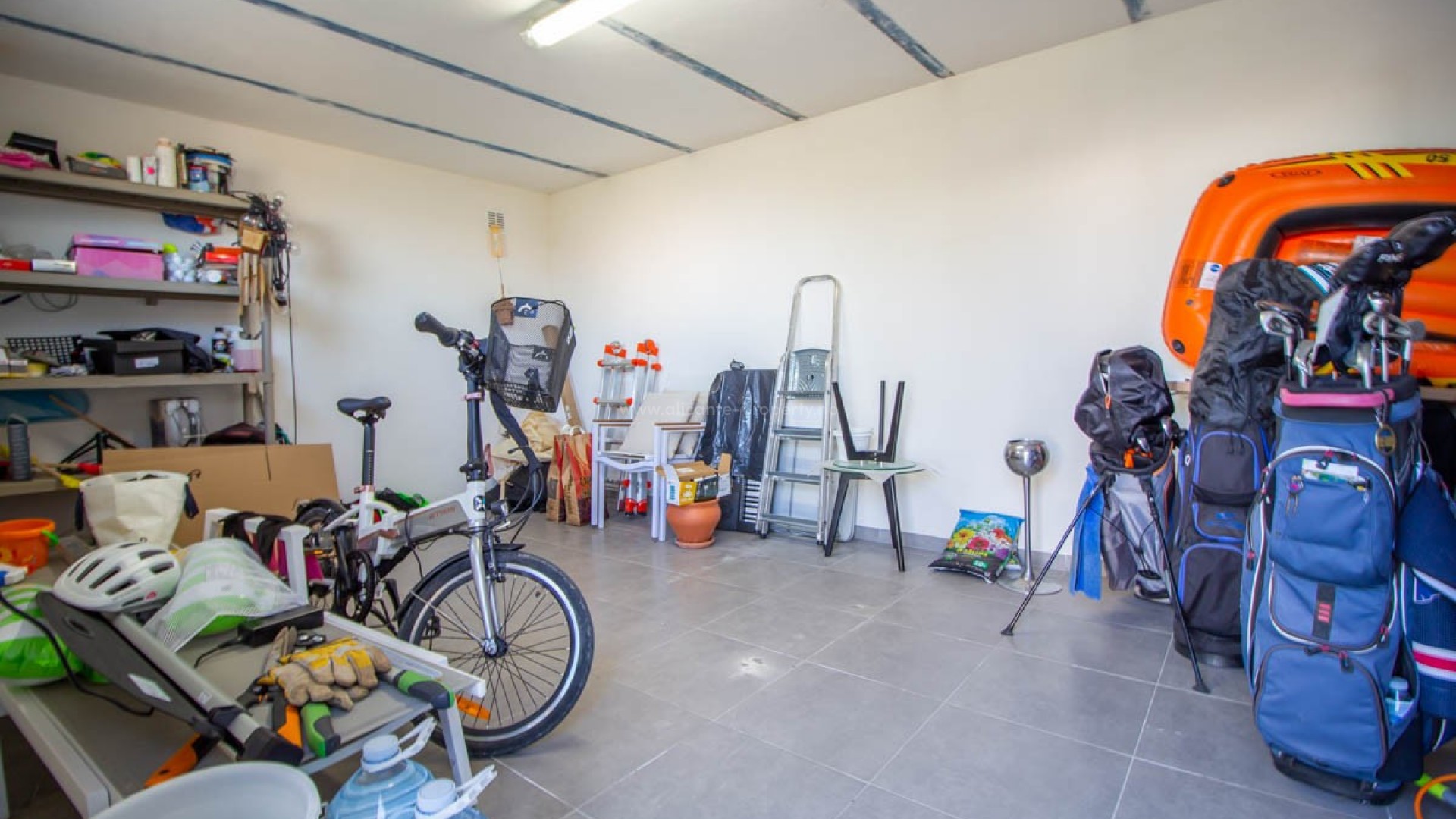 Villa en Las Colinas Golf Resort