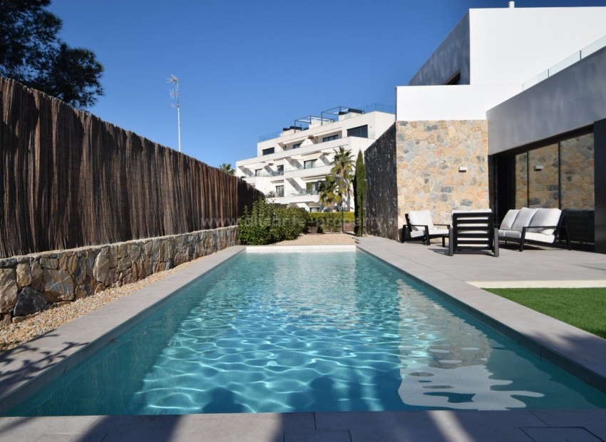 Villa en Las Colinas Golf Resort