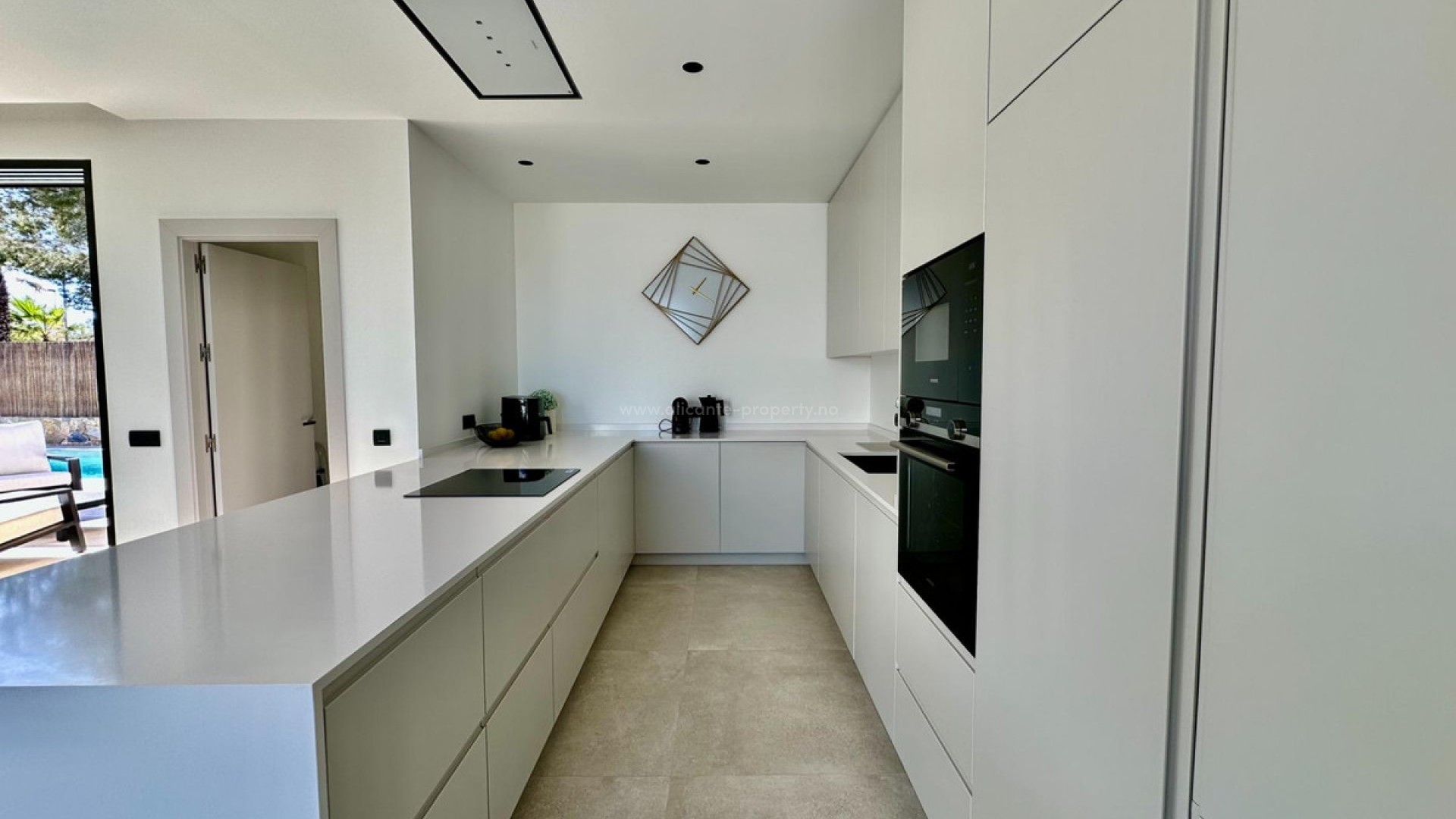 Villa en Las Colinas Golf Resort