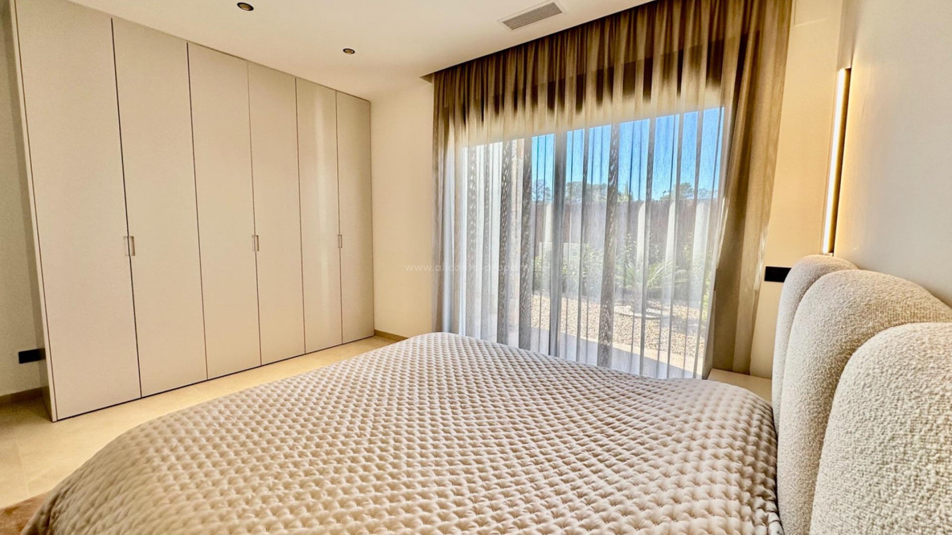 Villa en Las Colinas Golf Resort