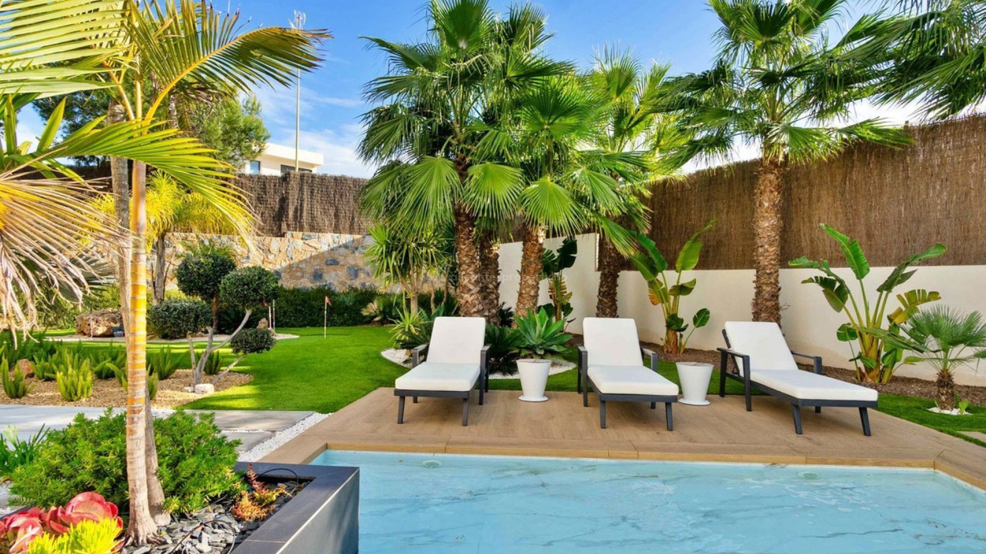 Villa en Las Colinas Golf Resort