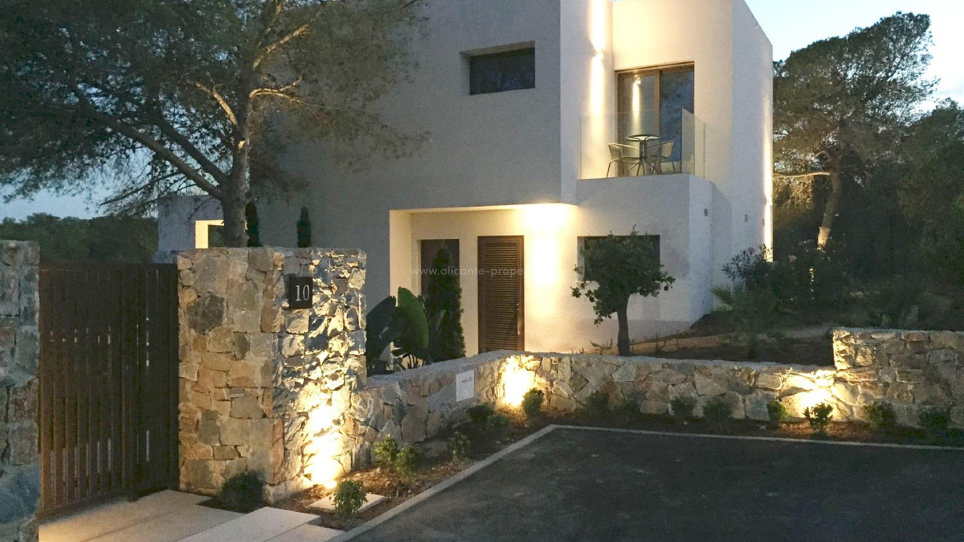 Villa en Las Colinas Golf Resort