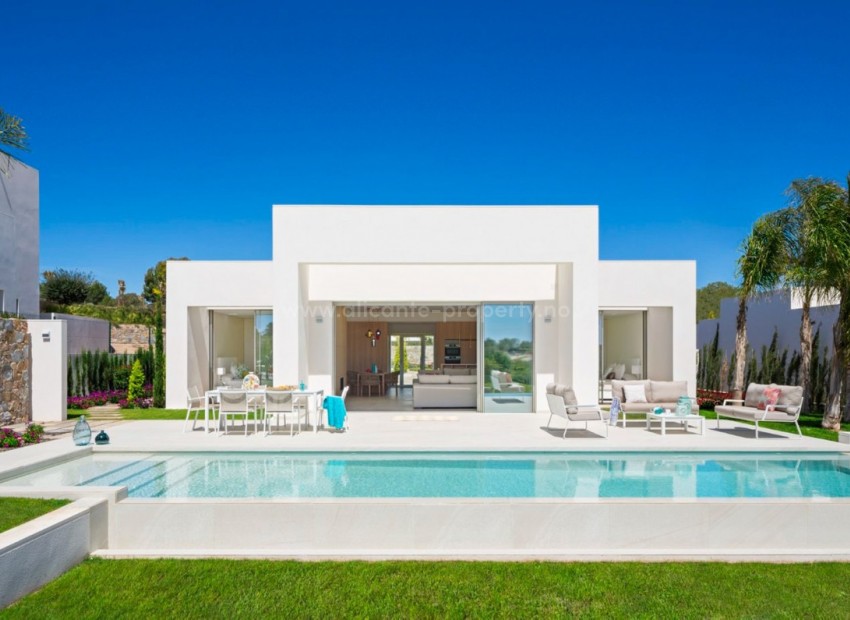 Villa en Las Colinas Golf Resort