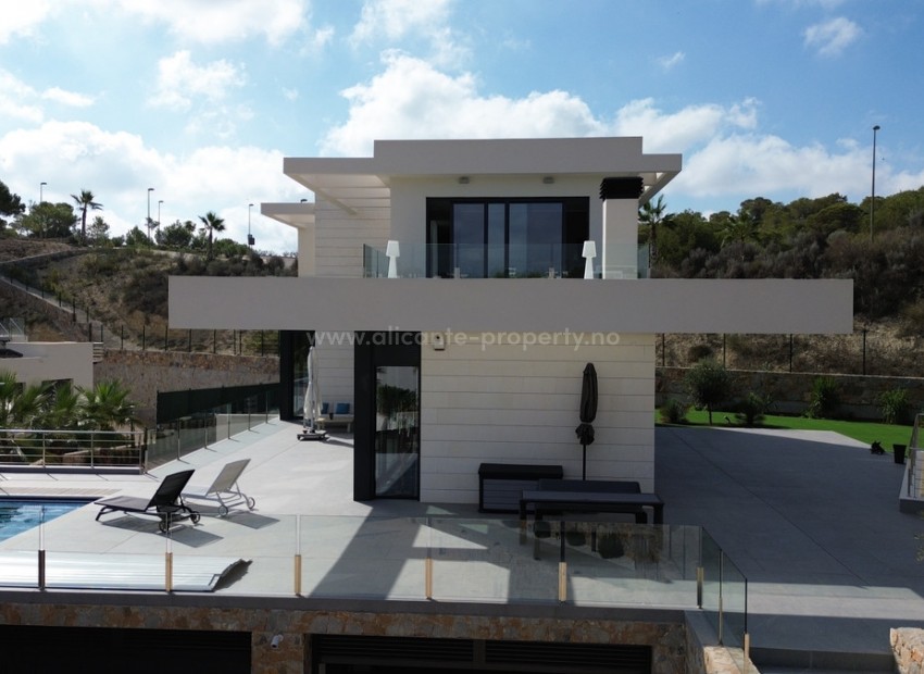 Villa en Las Colinas Golf Resort