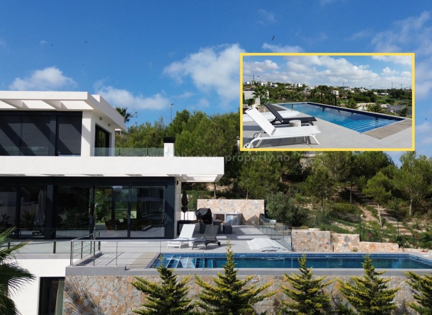 Villa en Las Colinas Golf Resort