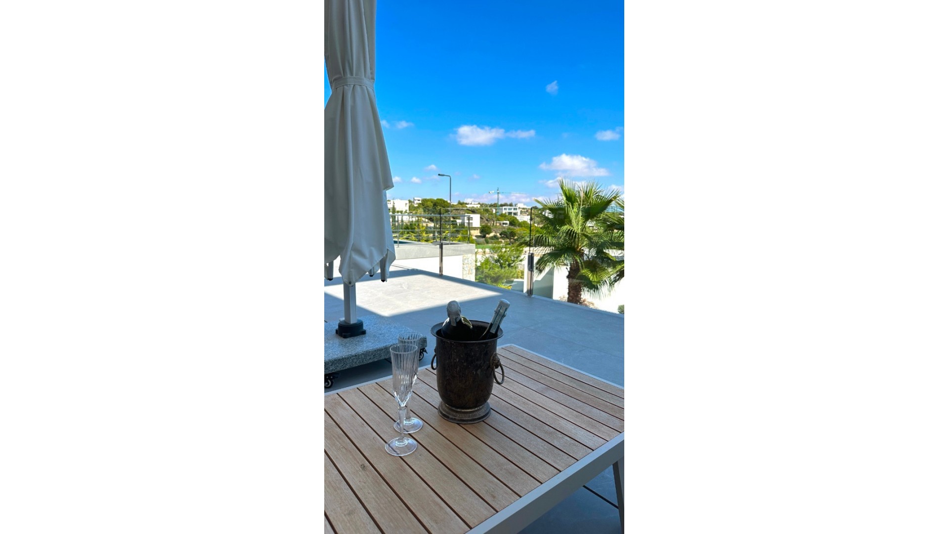 Villa en Las Colinas Golf Resort