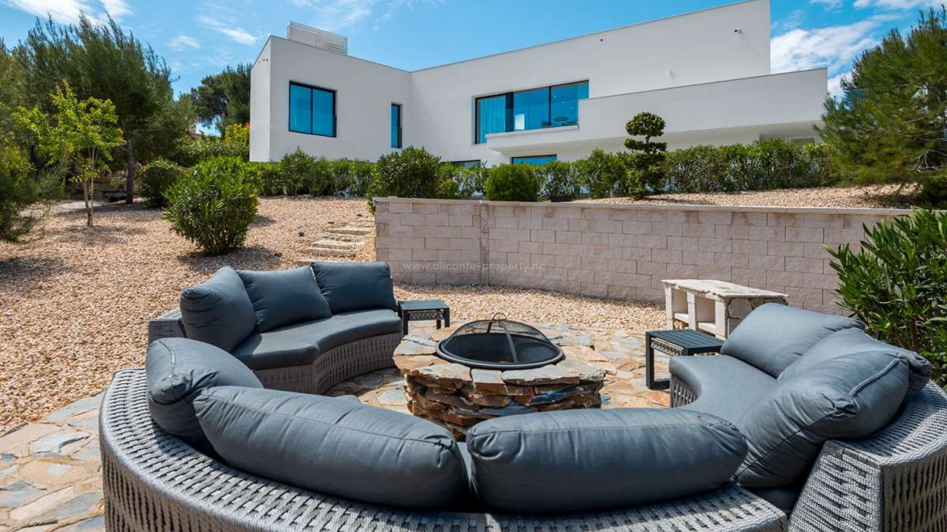 Villa en Las Colinas Golf Resort