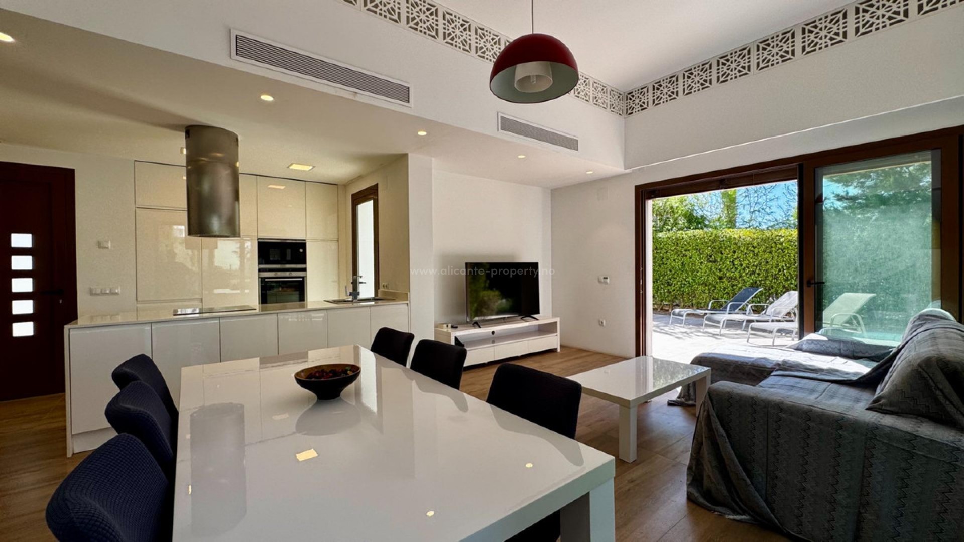 Villa en Las Colinas Golf Resort