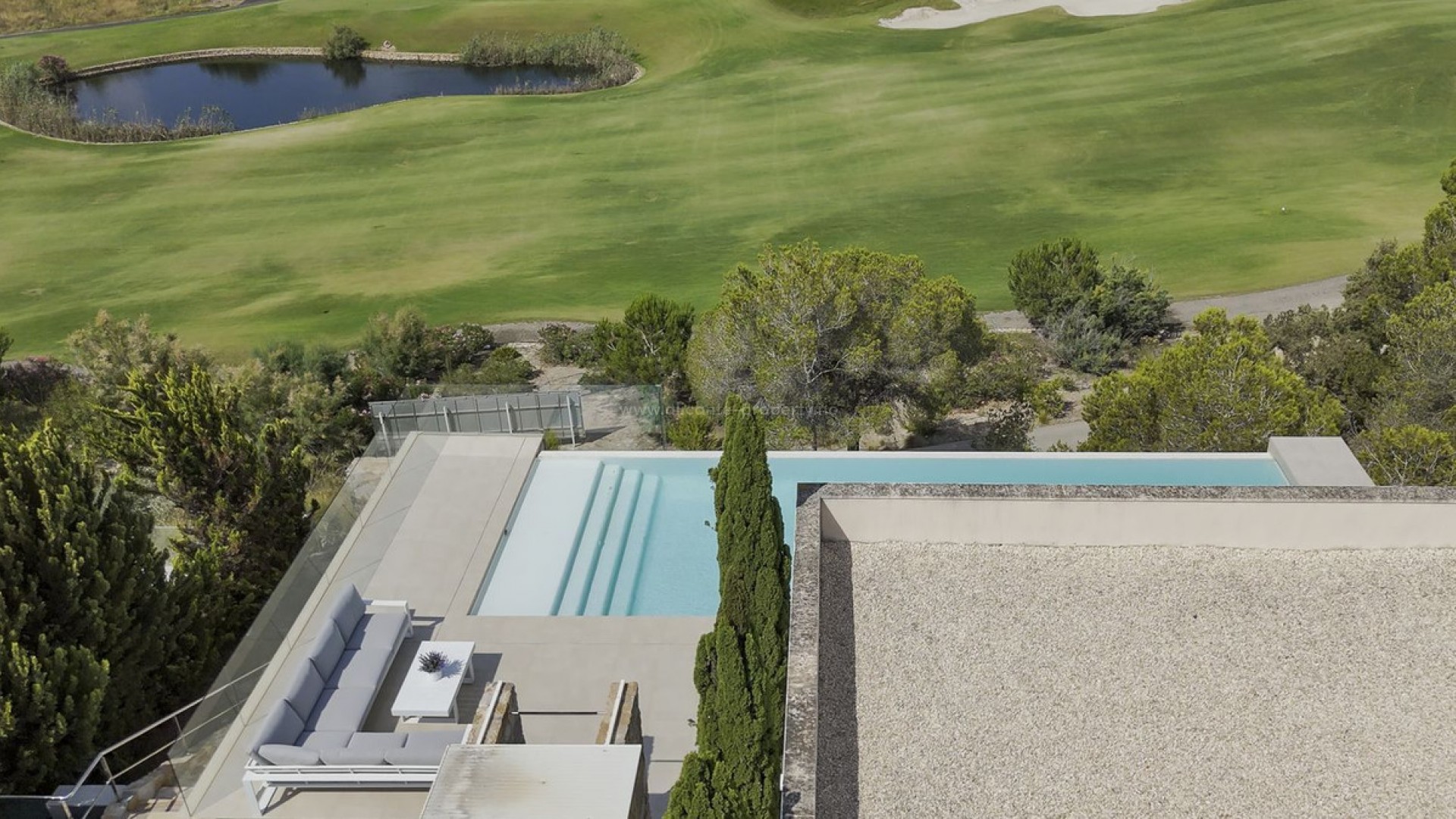 Villa en Las Colinas Golf Resort