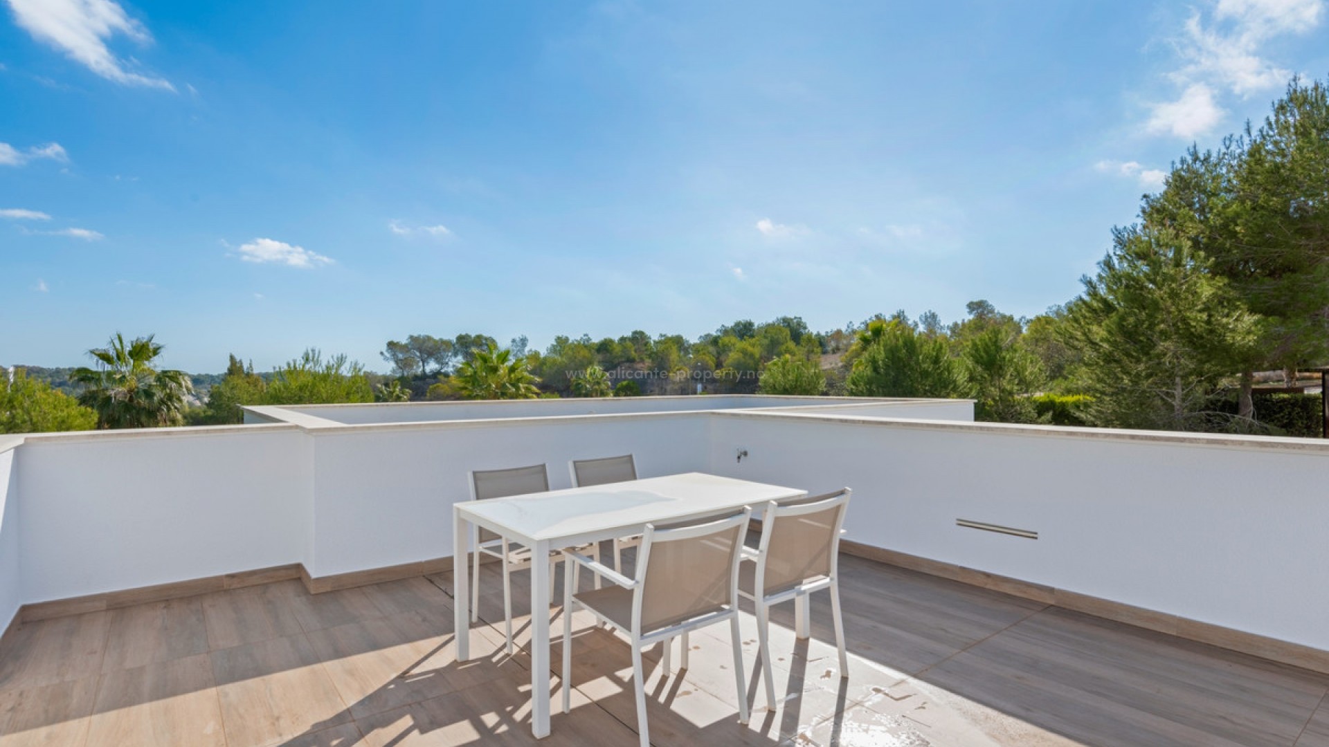 Villa en Las Colinas Golf Resort