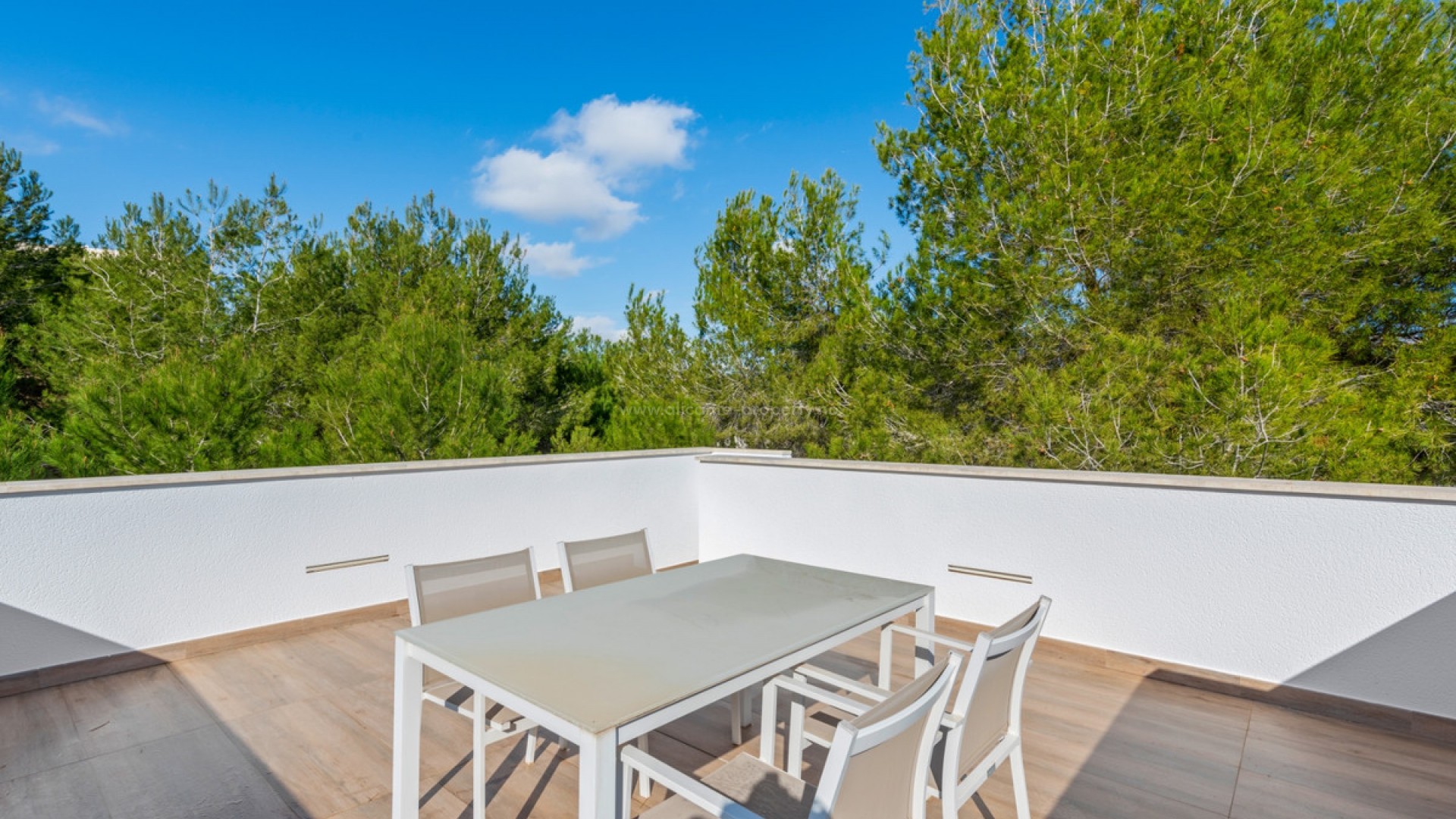 Villa en Las Colinas Golf Resort