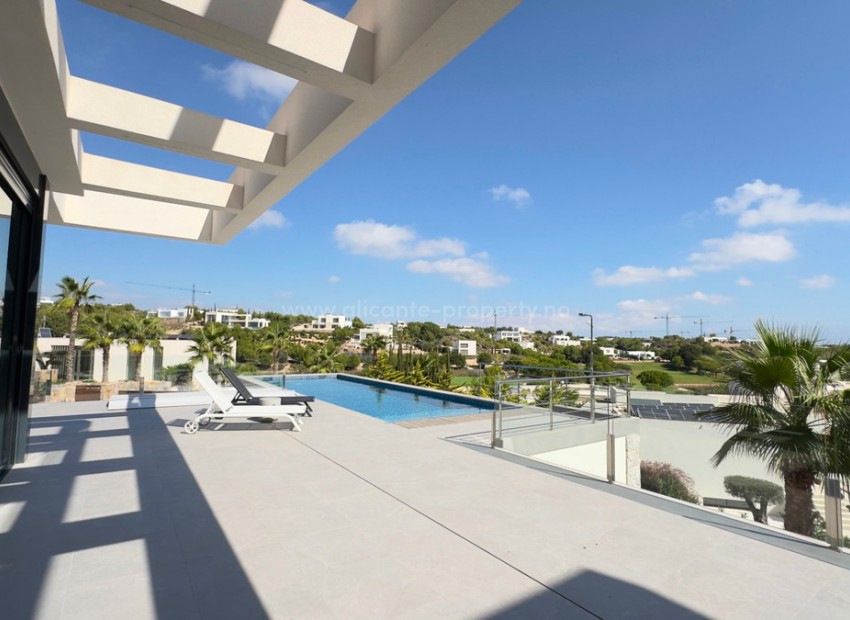 Villa en Las Colinas Golf Resort