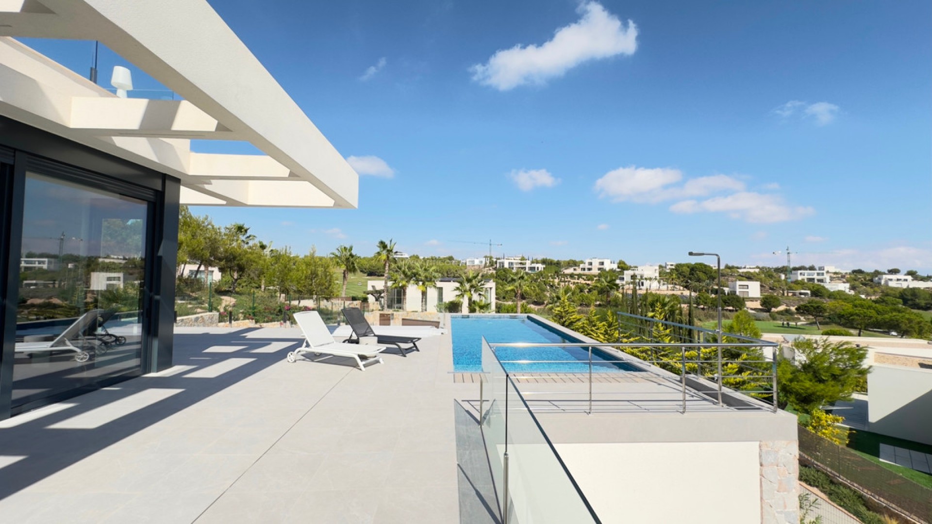 Villa en Las Colinas Golf Resort