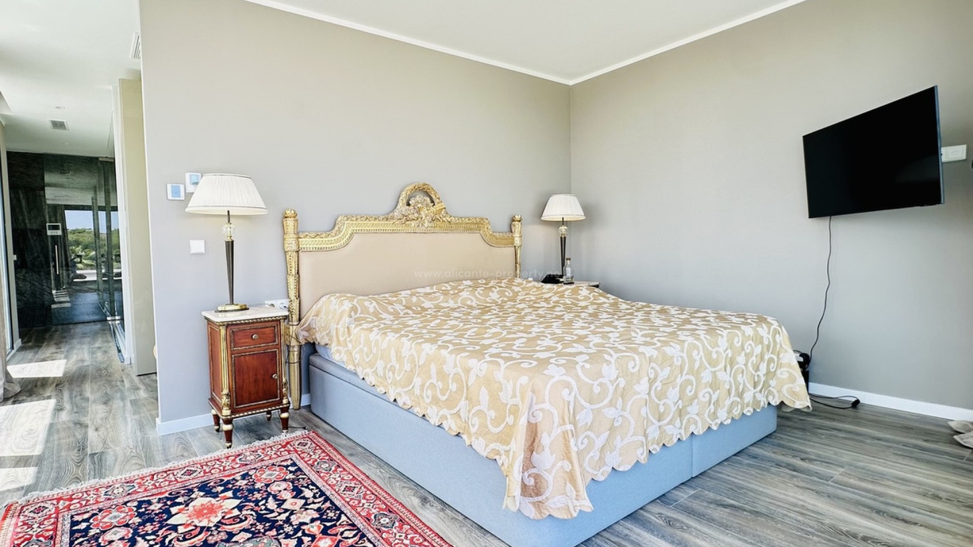 Villa en Las Colinas Golf Resort