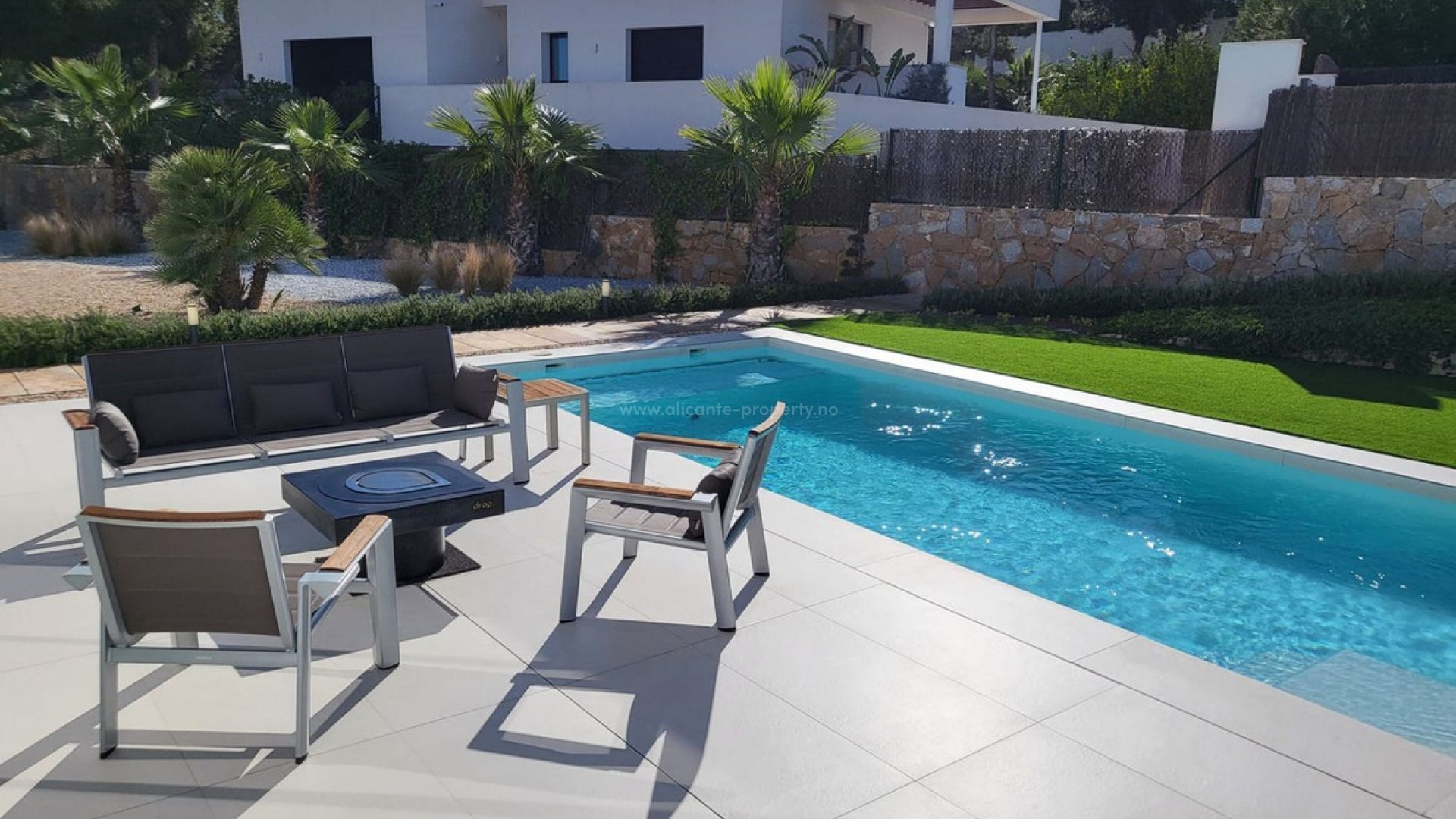 Villa en Las Colinas Golf Resort