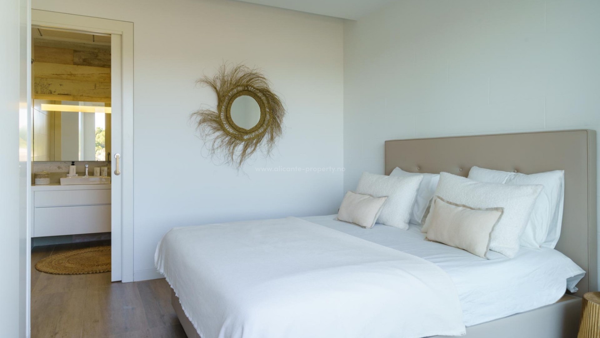 Villa en Las Colinas Golf Resort
