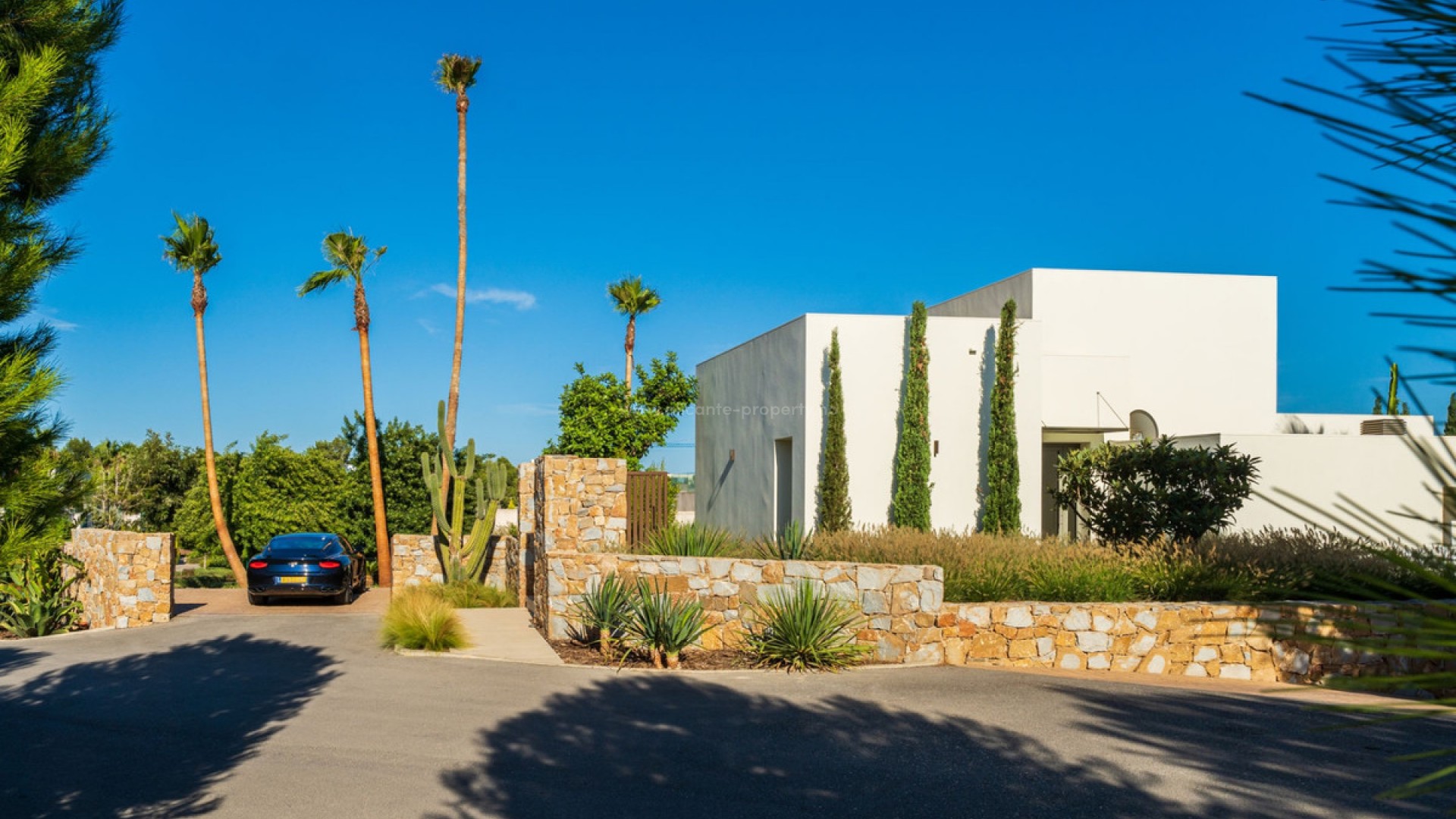 Villa en Las Colinas Golf Resort