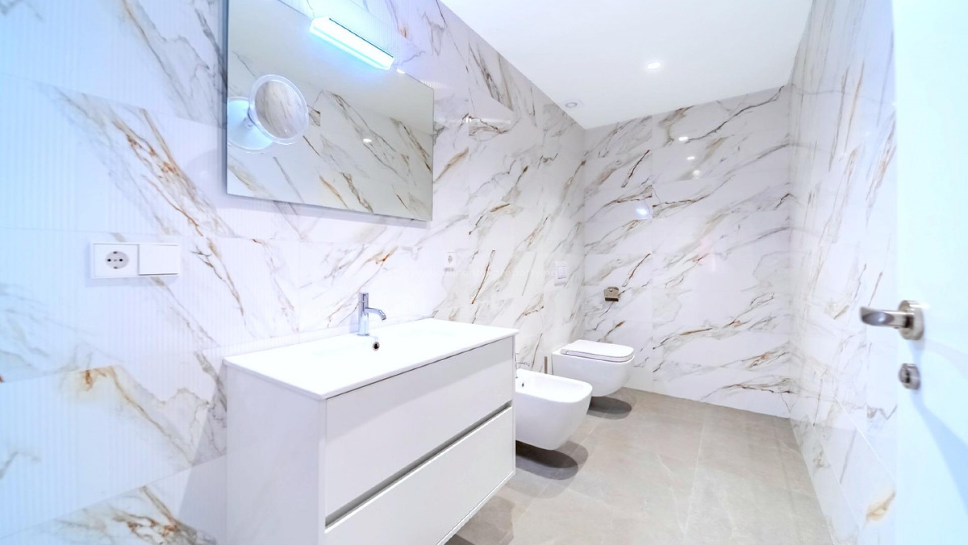 Villa en Las Colinas Golf Resort