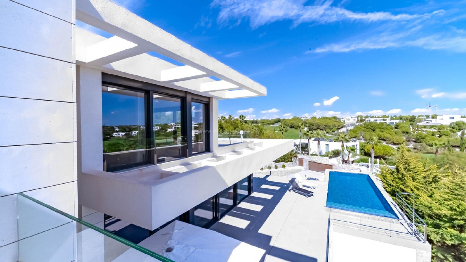 Villa en Las Colinas Golf Resort