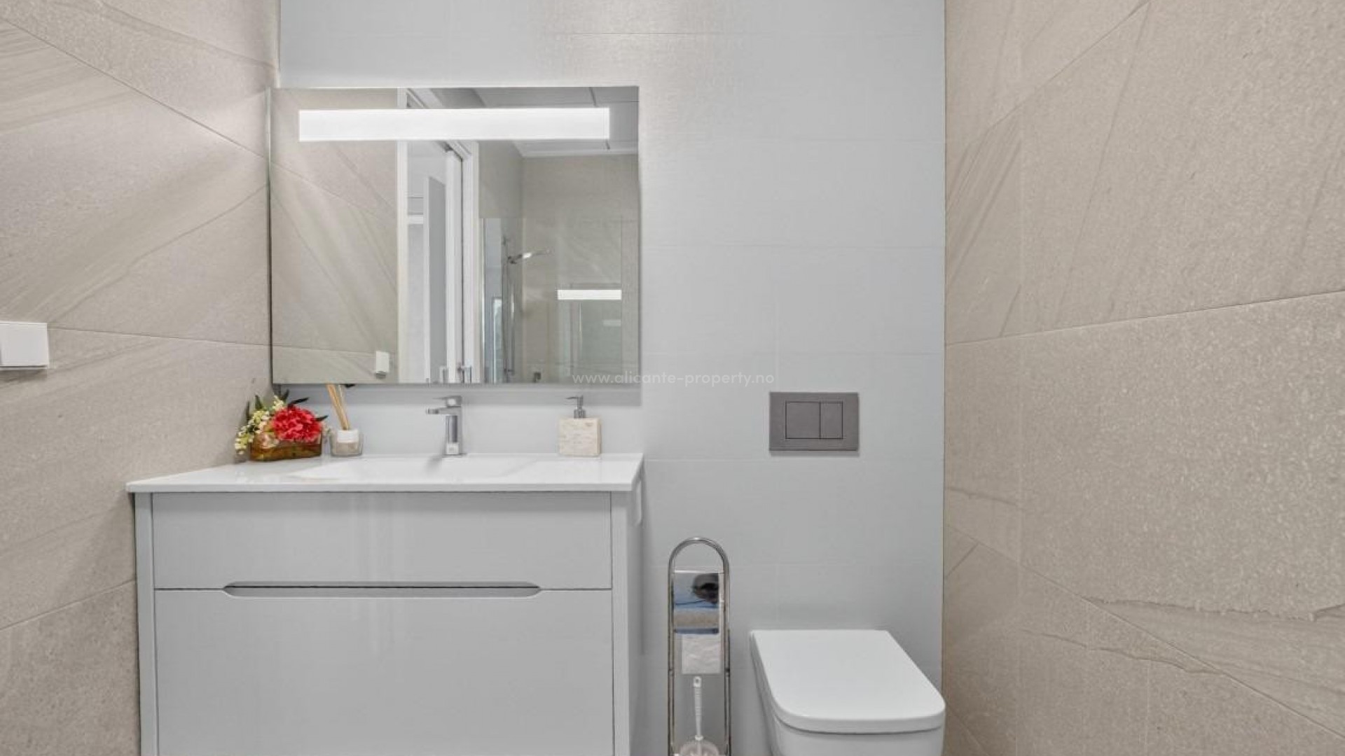 Villa en Las Colinas Golf Resort