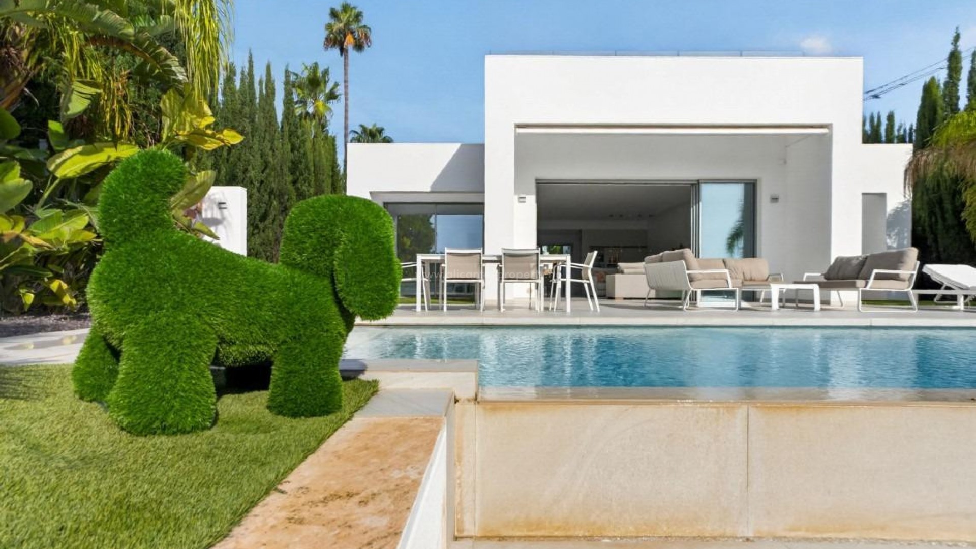Villa en Las Colinas Golf Resort