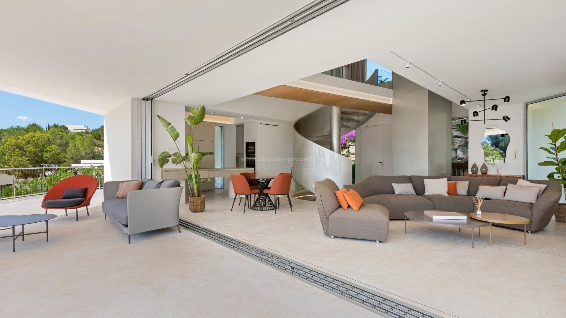 Villa en Las Colinas