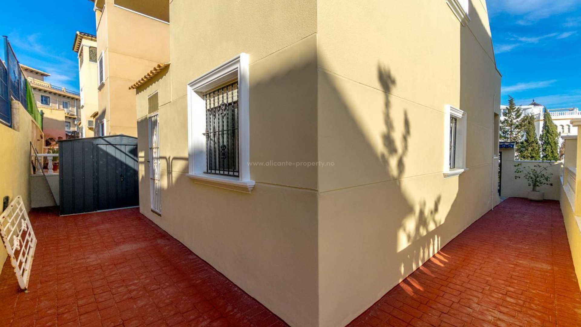 Villa en Las Filipinas