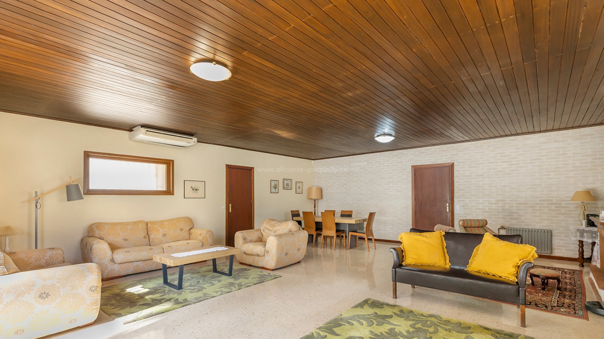 Villa en Las Filipinas