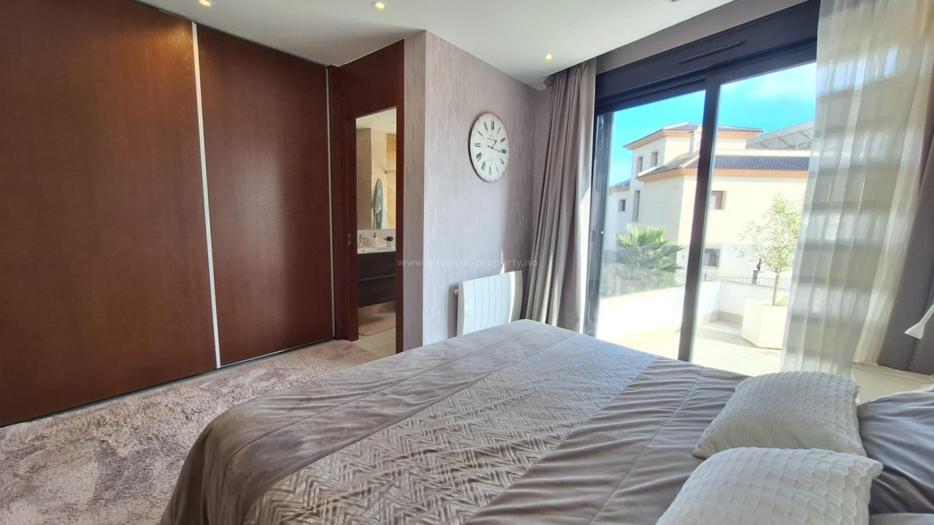 Villa en Las Filipinas