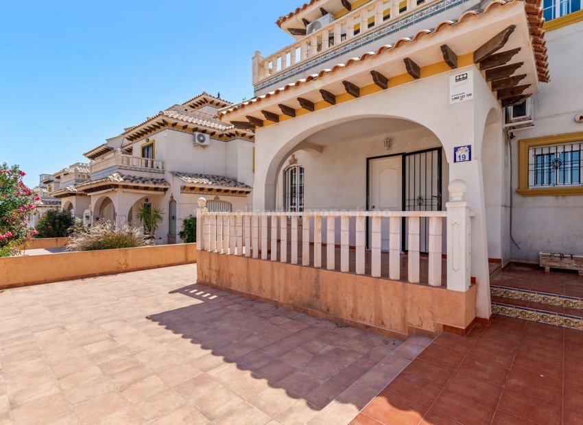 Villa en Lomas de Cabo Roig