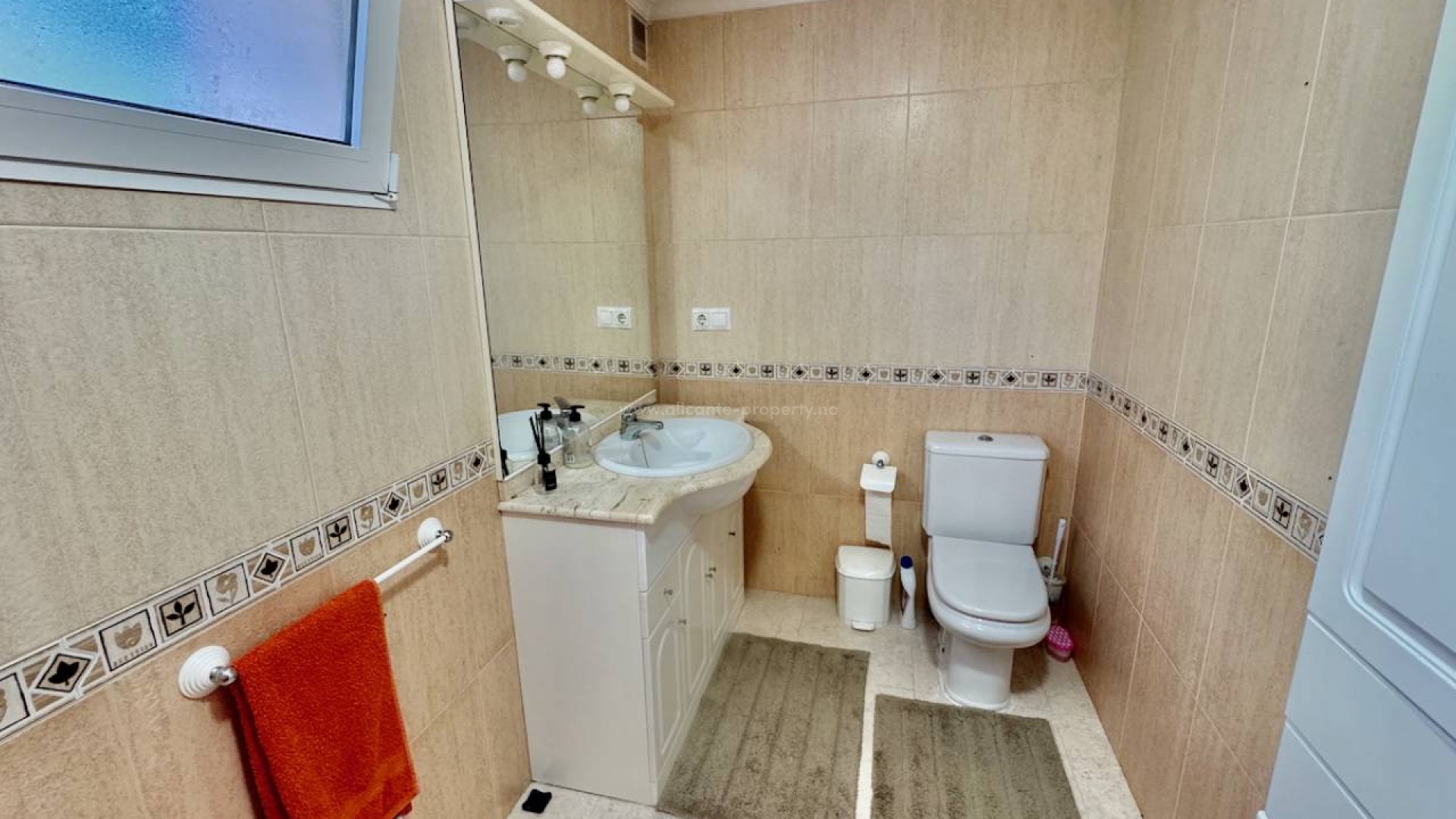 Villa en Lomas De La Juliana