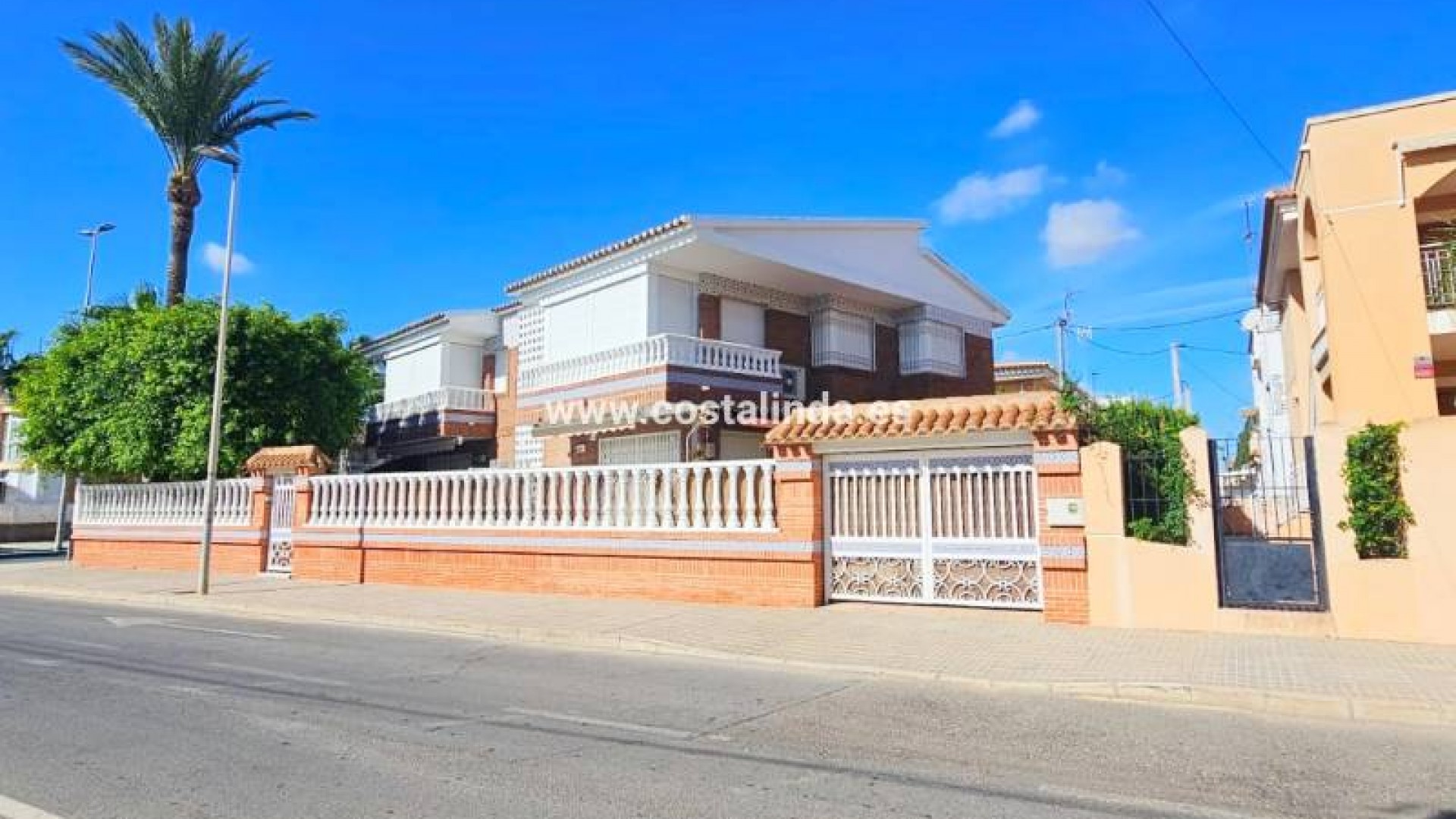 Villa en Los Alcazares