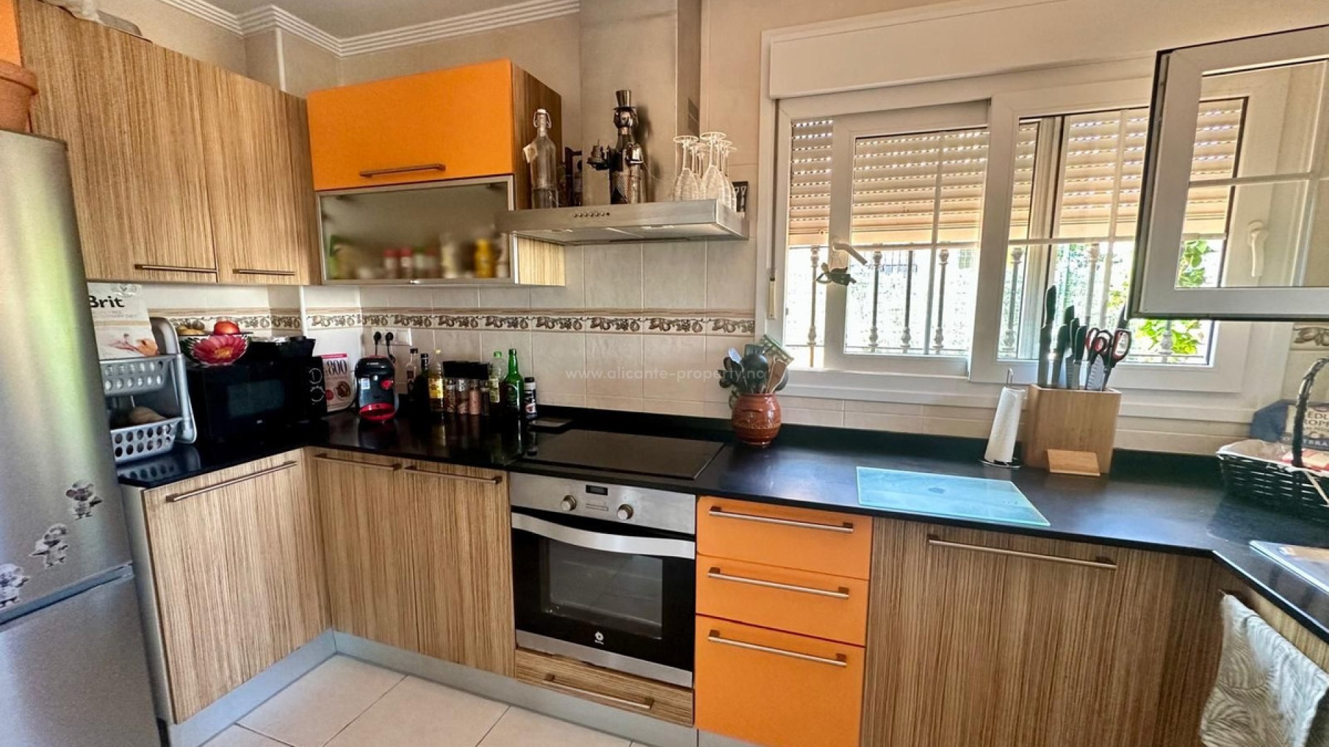 Villa en Los Montesinos Centro