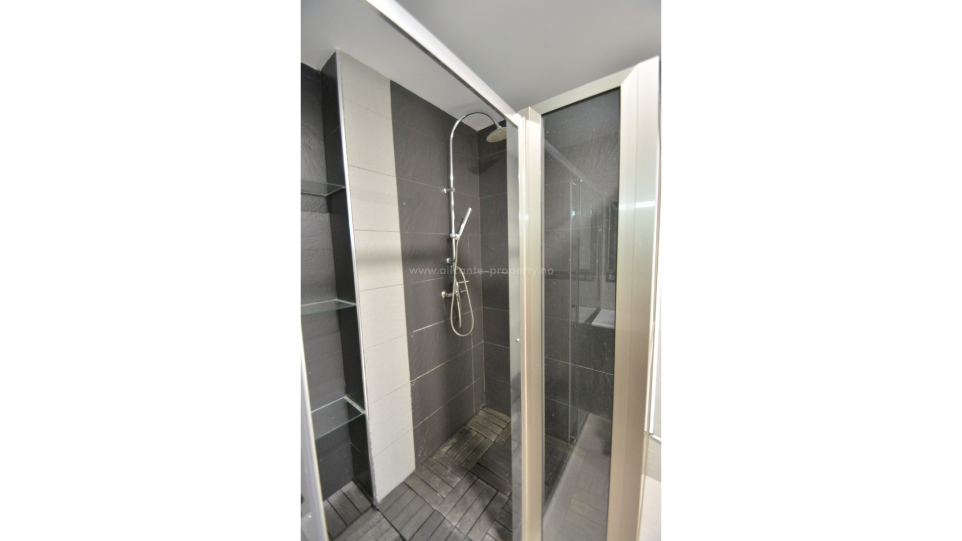 Villa en Los Montesinos Centro