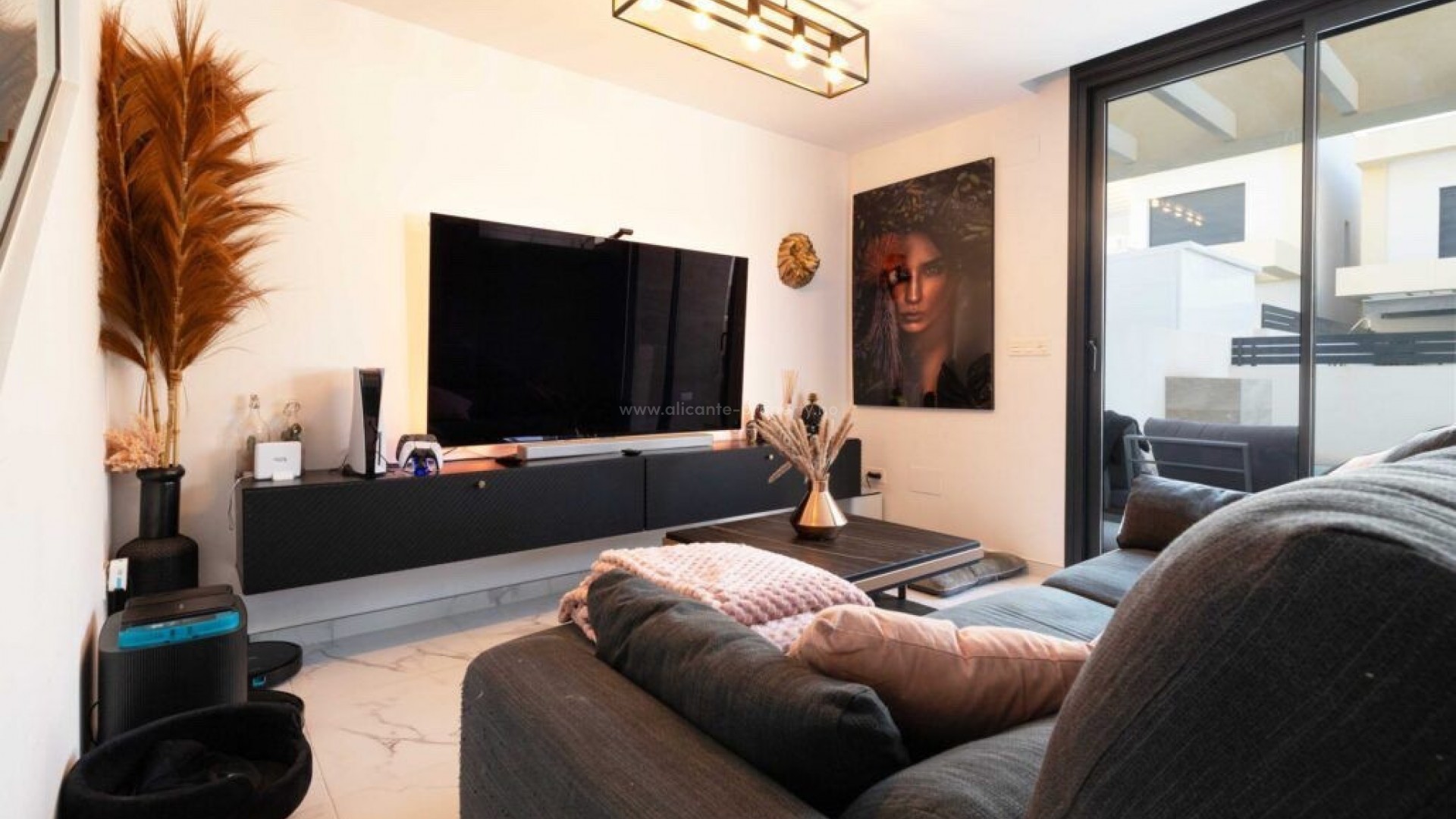 Villa en Los Montesinos Centro