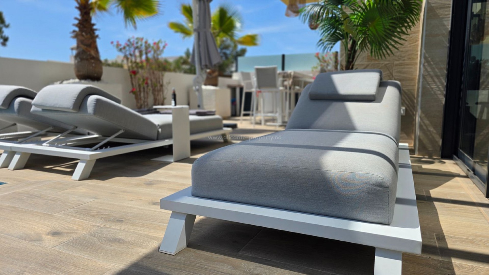 Villa en Los Montesinos Centro