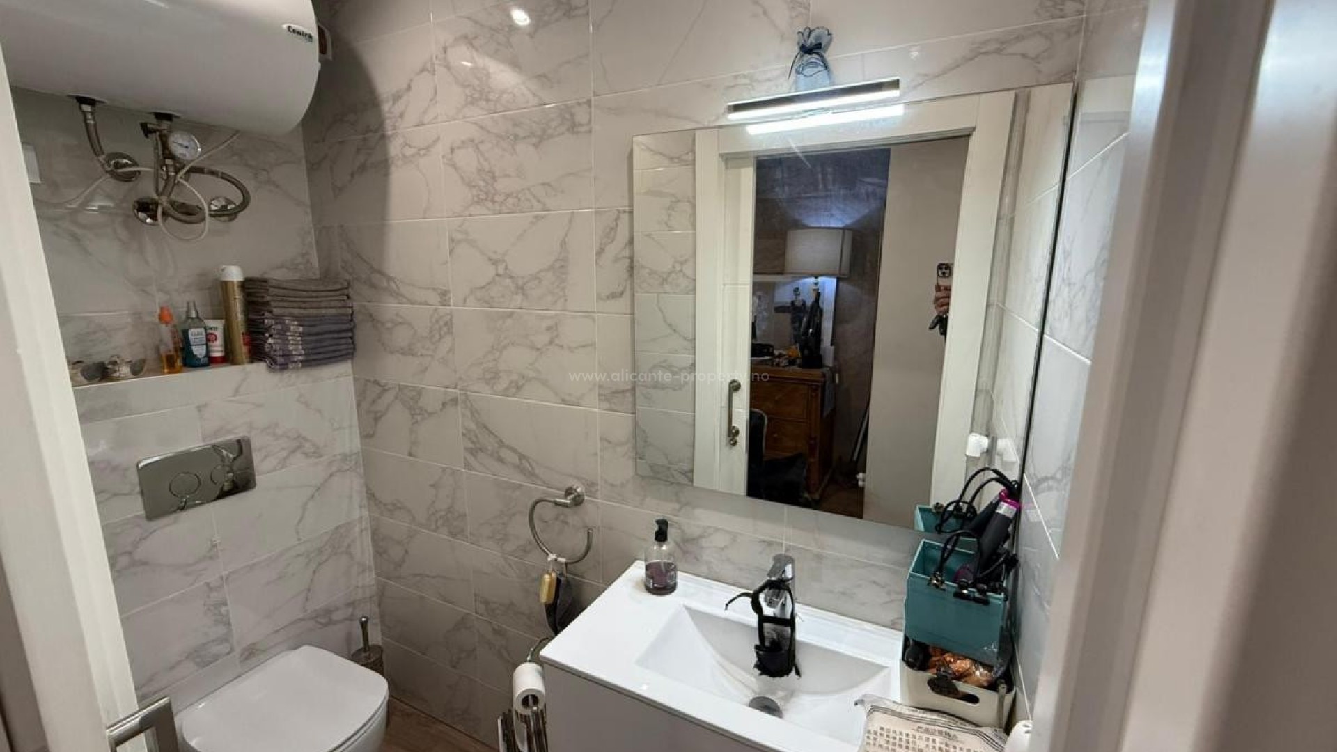 Villa en Los Montesinos Centro