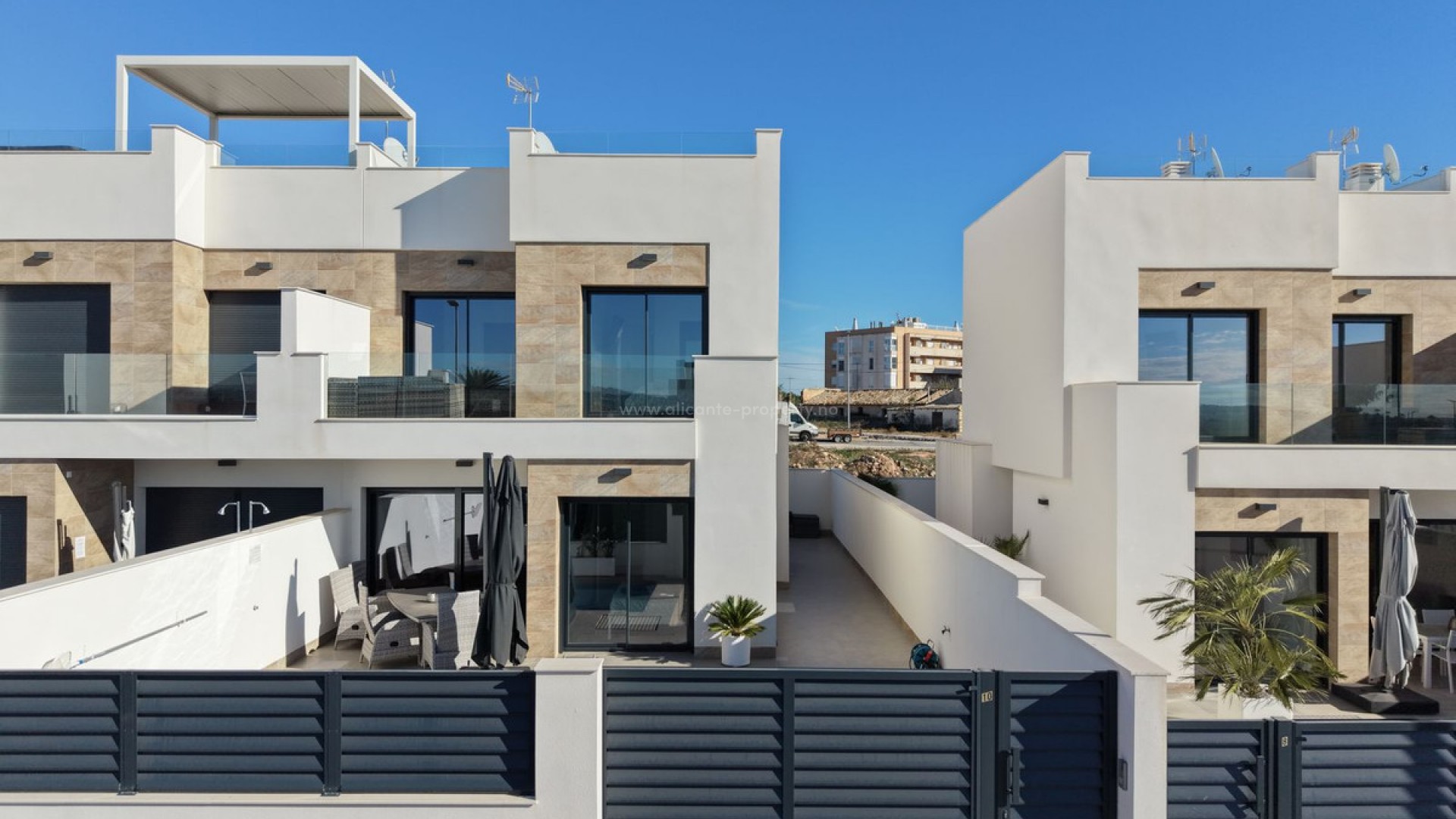 Villa en Los Montesinos Centro